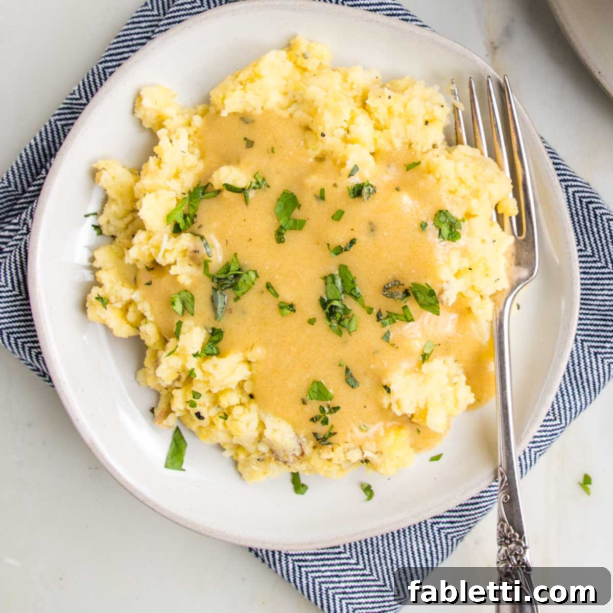 Whip Up Perfect Vegan Gravy 1 featured 11507