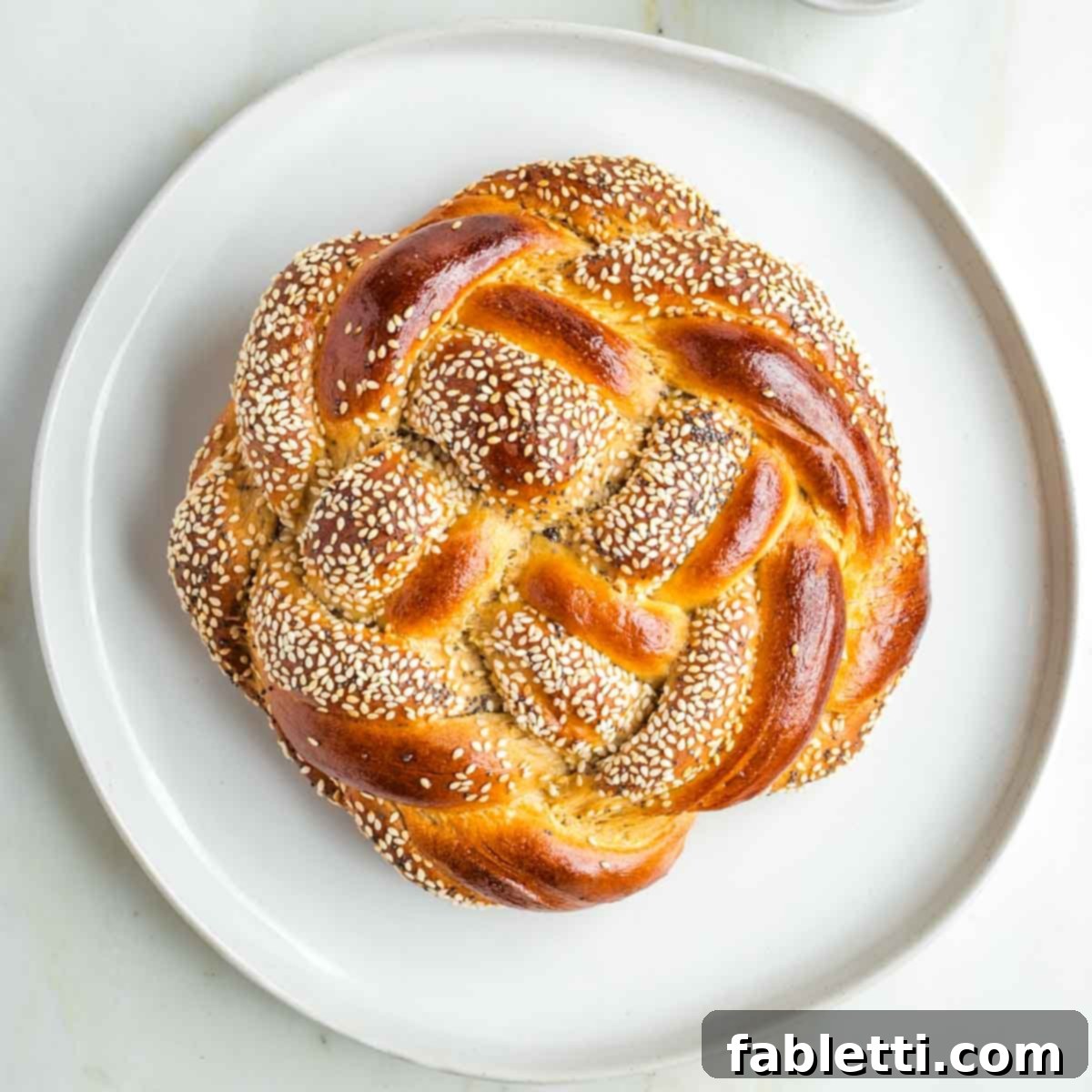 Pillowy Sweet Challah Crown 1 featured 29390