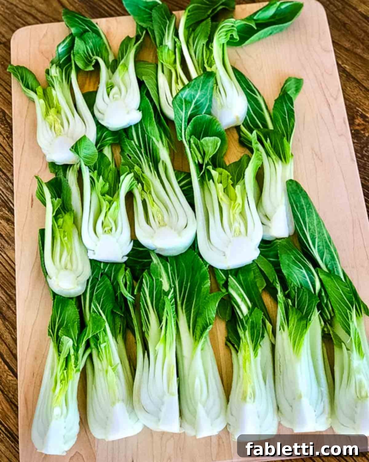Aromatic Ginger Scallion Baby Bok Choy 4 Heads of baby bok choy, cut in half lengthwise.