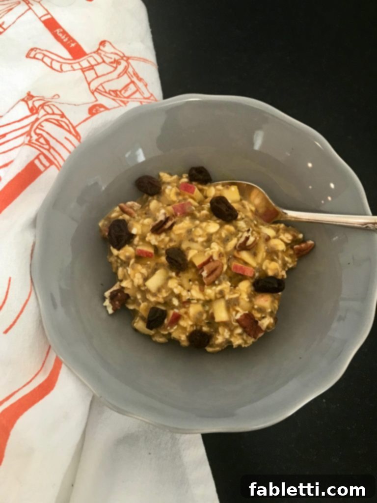 Delicious and healthy Pumpkin Overnight Oats, a perfect gluten-free and vegan breakfast for fall.