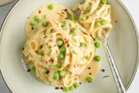 Quick Vegan Fettuccine Alfredo